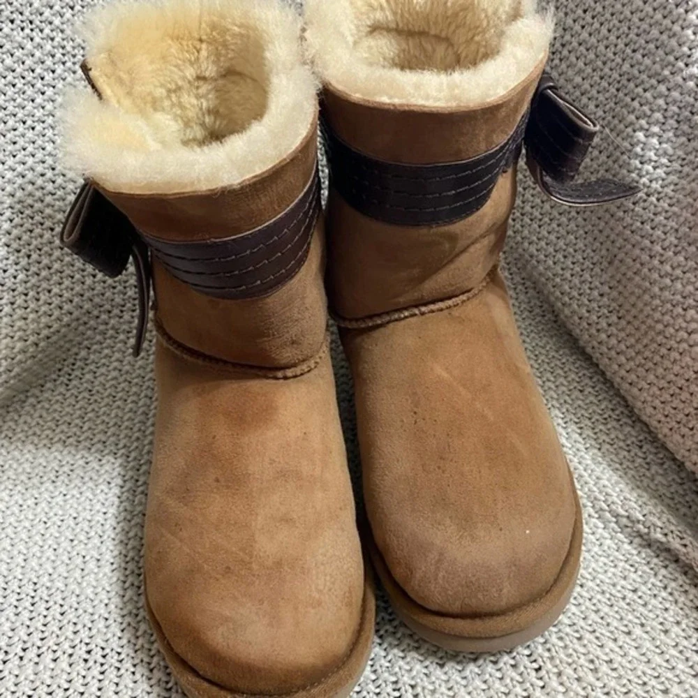 Ugg Josette Boot,‎ Size 9